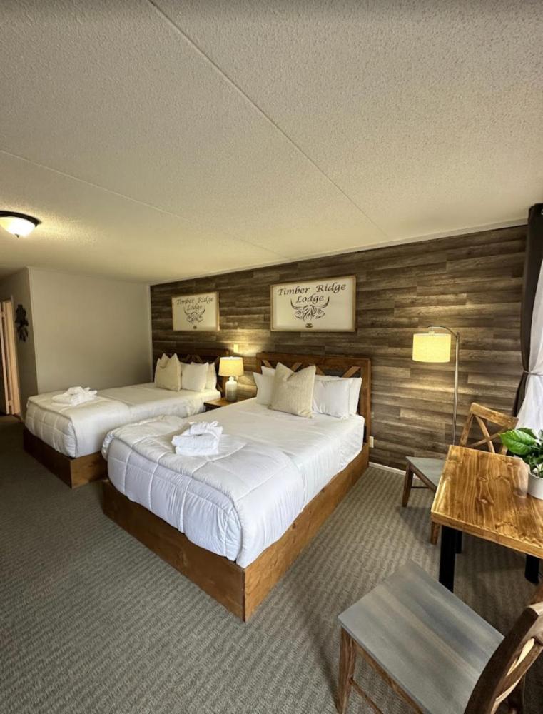 Queen Room interior